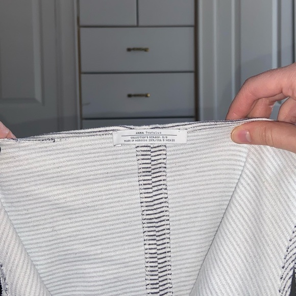 Pin stripe bodycon dress - Picture 6 of 6